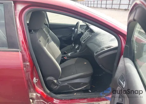 2013 Ford Focus Se z USA, uszkodzony, nr VIN 1FADP3F24DL174882